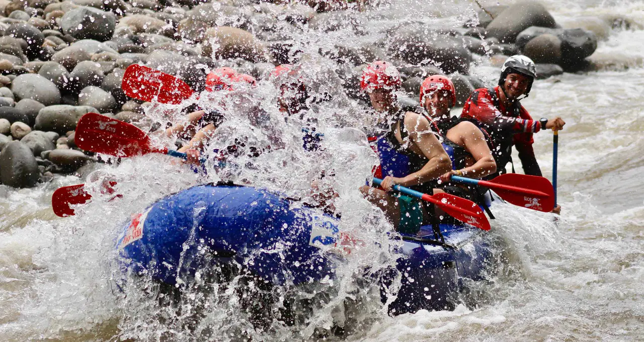 White Water Rafting on Sarapiquí River